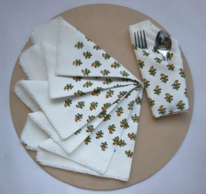Servilletas de Papel Desechables Absorbentes de 3 Capas de Pulpa de Madera Virgen con Logotipo Personalizado para Bodas y Fiestas, Paquete de 8/4/6 Unidades - Product Image 4