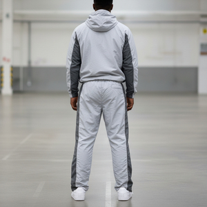 Vente Flash : Ensemble 2 Pièces Homme Streetwear à Capuche, Mi-Lourd, Résistant à l'Eau, Blocs de Couleurs, Panneaux Personnalisés, Survêtements en Nylon, Service OEM - Product Image 2