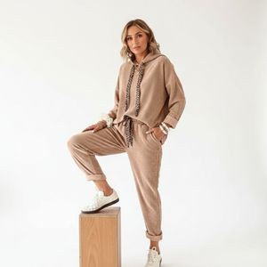 Conjuntos de Dos Piezas para Mujer a Precio de Fábrica, Sudadera con Capucha de Manga Larga con Logotipo Personalizado, Conjuntos de Ropa para Mujer al por Mayor - Product Image 1