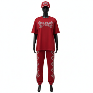 Ensemble jogging femme en coton surdimensionné, 2 pièces, t-shirt 180 GSM, pantalon de jogging 240 GSM, strass thermocollés rouges, logo personnalisé. - Product Image 6