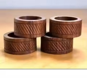 Ensemble d'anneaux de serviette en bois élégants et artisanaux, accessoire décoratif pour la table, idéal pour les dîners de luxe, les mariages, les restaurants et les hôtels - Product Image 5