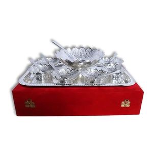 Ensemble de tasses à thé en métal de luxe avec plateau de service dans un coffret cadeau en velours, vente en gros, élégant ensemble de tasses à café plaquées argent pour cadeau d'entreprise - Product Image 6