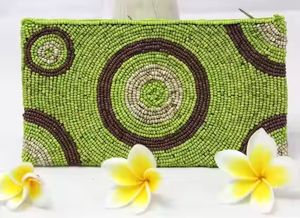 Bolso de mano de lujo hecho a mano con cuentas y bordados elegantes para fiestas a precio económico. - Product Image 5