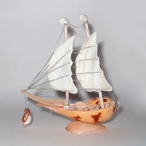 Figura de velero de conchas marinas, modelo de yate hecho a mano, mini veleros artesanales de conchas naturales - Product Image 2