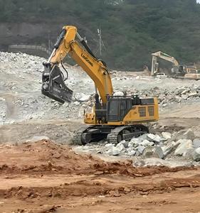 Excavatrice sur chenilles LiuGong 972F d'occasion, machine de terrassement robuste avec godet pour les projets de construction et utilitaires - Product Image 6
