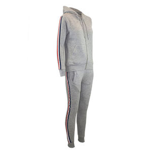 Traje deportivo personalizado con logotipo para mujer, conjunto deportivo de poliéster de dos piezas al por mayor, traje de jogging de forro polar cálido para mujer al por mayor - Product Image 2