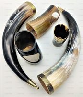 Verre à boire en corne de buffle naturelle, artisanal rustique, style viking, avec petit motif cubique