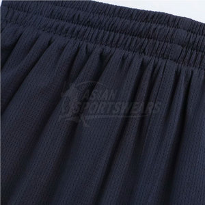 Uniforme de Baloncesto 100% Poliéster, Tela Ligera y Transpirable, Ideal para Movimientos Rápidos y Juegos Intensos - Product Image 3