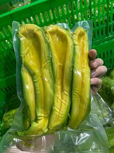 Vietnam Frozen Avocado Natural Fruit <b>for</b> Smoothie Making Guacamole Dips Salad Dressings Sandwich Fillings Bakery and Wholesale - Product Image 1