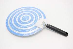 Sartén antiadherente con mango ergonómico, apta para estufas de gas, inducción y cocinas eléctricas. - Product Image 4