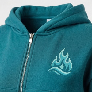 Ensemble short et sweat à capuche en polaire teal pour femme avec logo flamme – Tenue décontractée toutes saisons - Product Image 4