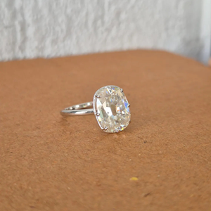 5 Carat Lab-Grown <b>Cushion</b> Cut Diamond IGI Certified Gold Invisible Setting Classic Engagement & <b>Wedding</b> <b>Ring</b> for Parties - Product Image 4