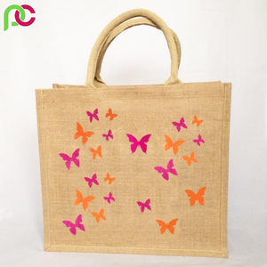 Vente en gros de sacs en jute personnalisés avec logo imprimé Offre Spéciale fourre-tout d'épicerie réutilisable avec poignée en bois style toile de jute - Product Image 3