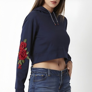 Meilleur article de la collection : Sweat à capuche court pour femme au design attrayant, disponible en plusieurs tailles, couleur personnalisable, en tissu pur. - Product Image 2