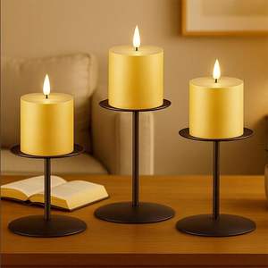 Ensemble de 3 chandeliers modernes noirs en métal pour bougies piliers, style minimaliste et rustique - Product Image 1