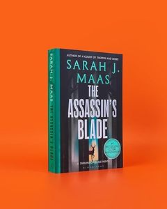 ดาบของนักฆ่า โดย ซาราห์ เจ. มาส หนังสือนวนิยายภาษาอังกฤษปกอ่อนแนวเวทมนตร์และการผจญภัย - Product Image 2