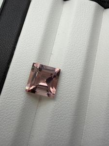 Gemas Naturales de Shamim, Morganita, 2.23 Quilates, Corte Baguette de 8x8 mm, Color Rosa Bebé, Piedra Suelta, India, Joyería Genuina - Product Image 4