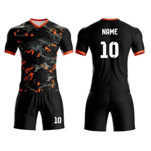 Tenues de football en gros produites en mélange de polyester doux offrant un ajustement confortable, une excellente tenue des couleurs et une offre OEM - Product Image 1