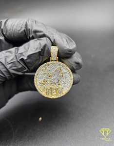 Colgante de Cabeza de Lobo con Moissanita VVS y Nombre Personalizado TEO, Joyería Hip Hop con Aspecto de Diamante, Pieza Destacada - Product Image 3