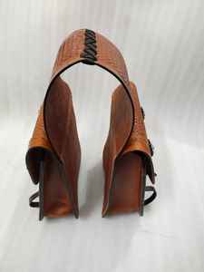 Bolsa de sillín de caballo de cuero genuino hecha a mano de calidad superior tamaño personalizado diseño deportivo simple para montar para exportación - Product Image 2