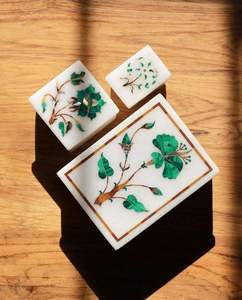 Nuevas Posavasos de Mármol con Incrustaciones de Malaquita Verde, Hechas a Mano, Juego de Posavasos de Lujo para Decoración de Mesa con Incrustaciones de Latón - Product Image 4