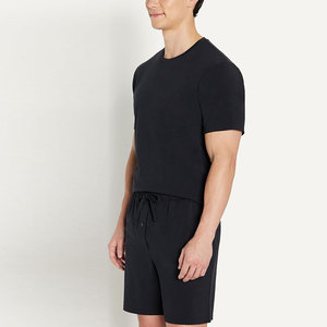 Vêtements de plage pour hommes, ensemble assorti pour les vacances, chemise et short légers, fournisseur en gros OEM ODM - Product Image 4