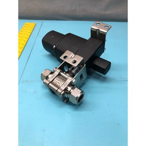 WHITEY 133 SR, ACTIONNEUR, VENTIL, À RÉTENDEUR À RÉTENDEURS - Équipements et Pièces Semi-conducteurs Mondiaux de Confiance - Product Image 1