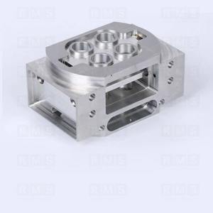 บล็อกแมนิโฟลด์ที่ผลิตด้วยเครื่อง CNC บล็อกจ่ายไฮดรอลิกหรือลม - Product Image 3