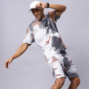 Conjunto de pantalones cortos tie dye para hombre, resistentes y ecológicos, hechos con materiales de alta calidad. - Product Image 4