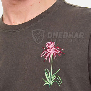 T-shirts personnalisés en gros avec logo imprimé ou brodé, 100 % coton, col rond, coupe ample, service OEM personnalisé, couleur unie, broderie sur t-shirt - Product Image 6