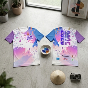 เสื้อยืดวิ่งคุณภาพสูง ชุดกีฬาแบบกำหนดเอง แห้งเร็ว ระบายอากาศได้ดี เหมาะสำหรับออกกำลังกาย - Product Image 1