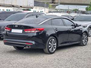 Voiture d'occasion Hyundai K5 Optima 2018 noire, berline intermédiaire GPL, automatique, conduite à gauche, navigation, caméra, TPMS - Product Image 2