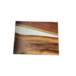 Planche à découper en bois d'acacia naturel et résine époxy, plateau de service premium et durable pour charcuterie, fromages, pain, fruits et maison - Product Image 1