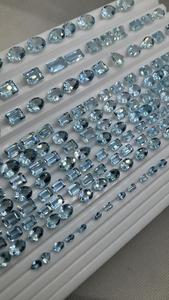Venta al por mayor de gemas sueltas de aguamarina natural, corte esmeralda ovalado, facetadas, mixtas, tipo cabujón, para fabricación de joyas, con certificación de color. - Product Image 2