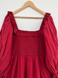Robe longue smockée rouge en coton pour femme, col carré, manches longues à volants, style bohème, coupe trapèze, légère, idéale pour les fêtes et les vacances, collection boutique - Product Image 2