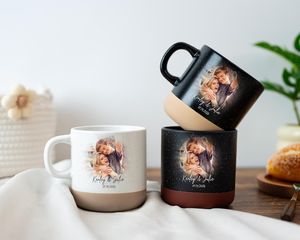แก้วกาแฟเซรามิคพิมพ์ลายตามสั่ง KH-7201 จาก Khadim Handicrafts พร้อมพิมพ์ชื่อส่วนตัว พิมพ์ดิจิทัล ของชำร่วยงานแต่งงาน ของขวัญสำหรับบ้าน - Product Image 3