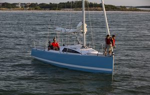 Maqueta de Barco OMH CM357, Hecha a Mano y Personalizada, Réplica del American Catalina 275 Sport (Serie Catalina) de 30 Pulgadas, en Madera de Cedro Pintada - Product Image 5