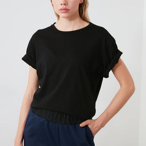 Fabrication OEM T-shirt pour femme de haute qualité, design vintage avec logo personnalisé, doux, respirant, écologique, pour l'été - Product Image 1