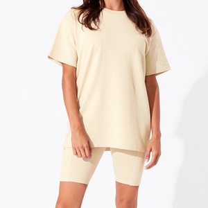 Ensemble 2 pièces pour femmes, haut à manches courtes en tricot ample avec short au-dessus du genou, couleur unie, respirant, vêtements décontractés, printemps été - Product Image 3