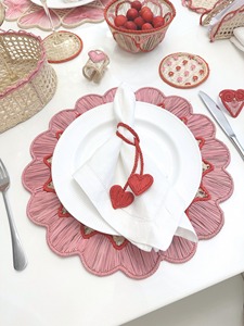 Atractivo Anillo para Servilletas en Forma de Corazón Rojo de Yute y Ratán, Decoración Romántica para Mesa de Cena para Parejas, Venta al por Mayor desde India - Product Image 2