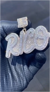 Colgante de Letra Personalizado con Moissanita, Joyería Fina de Plata Sólida 925, Colgante Redondo con Nombre/Logotipo de Moissanita para Collar - Product Image 4