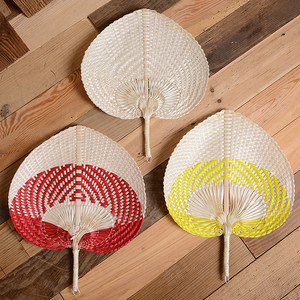 Abanico de Mano Tejido a Mano de Bambú, Arte Folclórico Tradicional Moderno, Forma de Hoja de Palma Colorida, Decoración para el Hogar, Coleccionable - Product Image 4