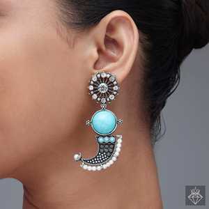 Los colgantes de colmillo tribal verde marino de moda de PRAO - Product Image 2