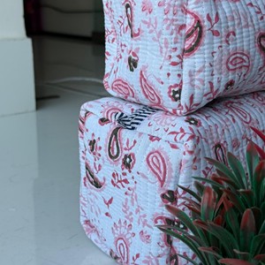 Paisley Pattern Cotton Cosmetic <b>Toiletry</b> <b>Bag</b> Set with Zipper Closure Portable Makeup Pouches in Pink and White Design - Product Image 3