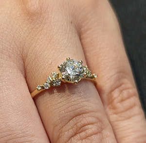 Anillo de Compromiso Solitario Vintage de Oro de 18K con Diamante Cultivado en Laboratorio, Certificado IGI, Diamantes Rellenos, Chapado en Oro - Product Image 6