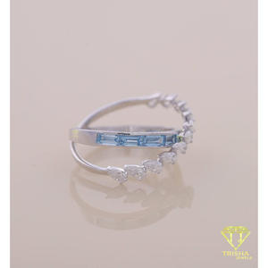 Bague ouverte en or blanc avec double bande et feuille, sertie de moissanite bleue taille baguette, pour femme, idéale pour mariage et fiançailles - Product Image 4