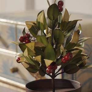 Hot Selling Handcrafted Metal Planter Best Quality Iron Flower <b>Pot</b> Garden Home Decoration Wholesale Price Hanging Usage - Product Image 4