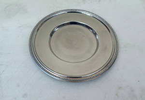 Assiettes de présentation créatives en aluminium moulé, métal argenté brillant, pour mariages, événements et décorations de fête, disponibles à prix de gros - Product Image 3
