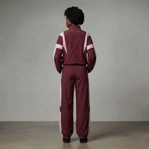 Ensemble coupe-vent pour femme en polyester léger de haute qualité avec logo personnalisé, imperméable et à séchage rapide, motif uni 2-en-1 - Product Image 5