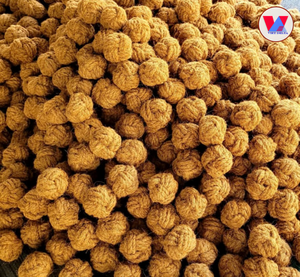 Jouet en forme de boule en coque de noix de coco naturelle - Jouet à mâcher durable et écologique - Boule biodégradable pour le soin dentaire des animaux de compagnie - Product Image 4